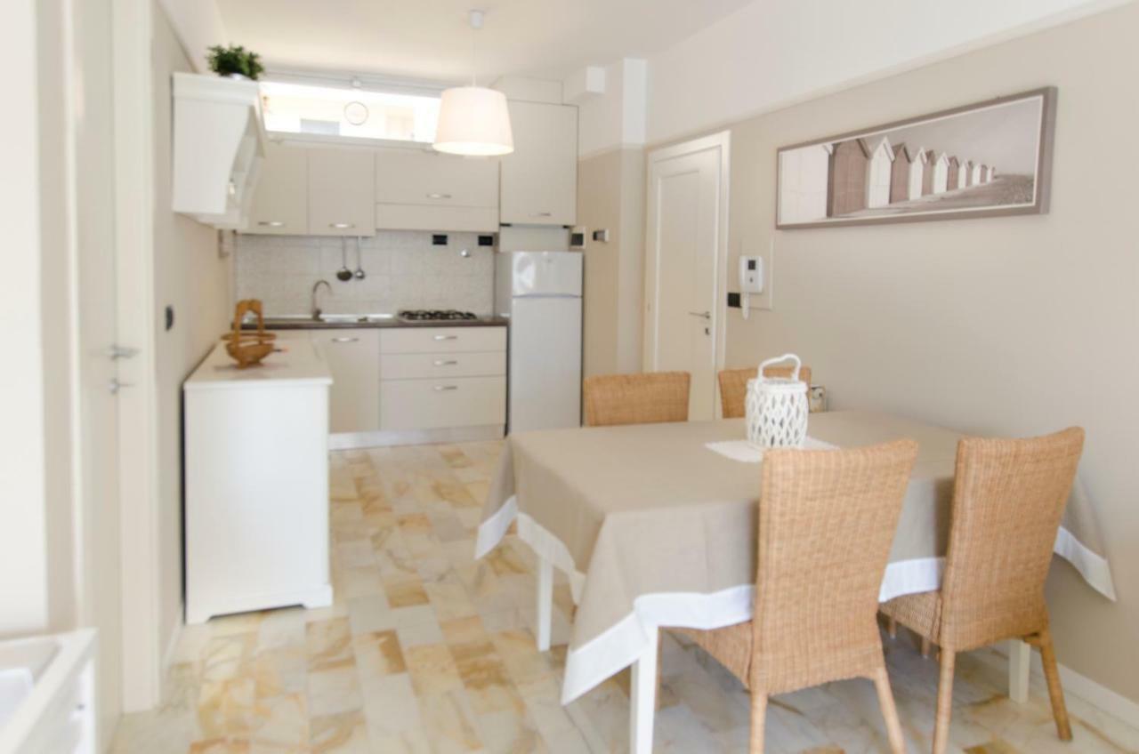 Dante 124 | Appartamenti A Riccione Luaran gambar